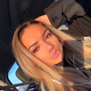 Meet your Posher, Leondra